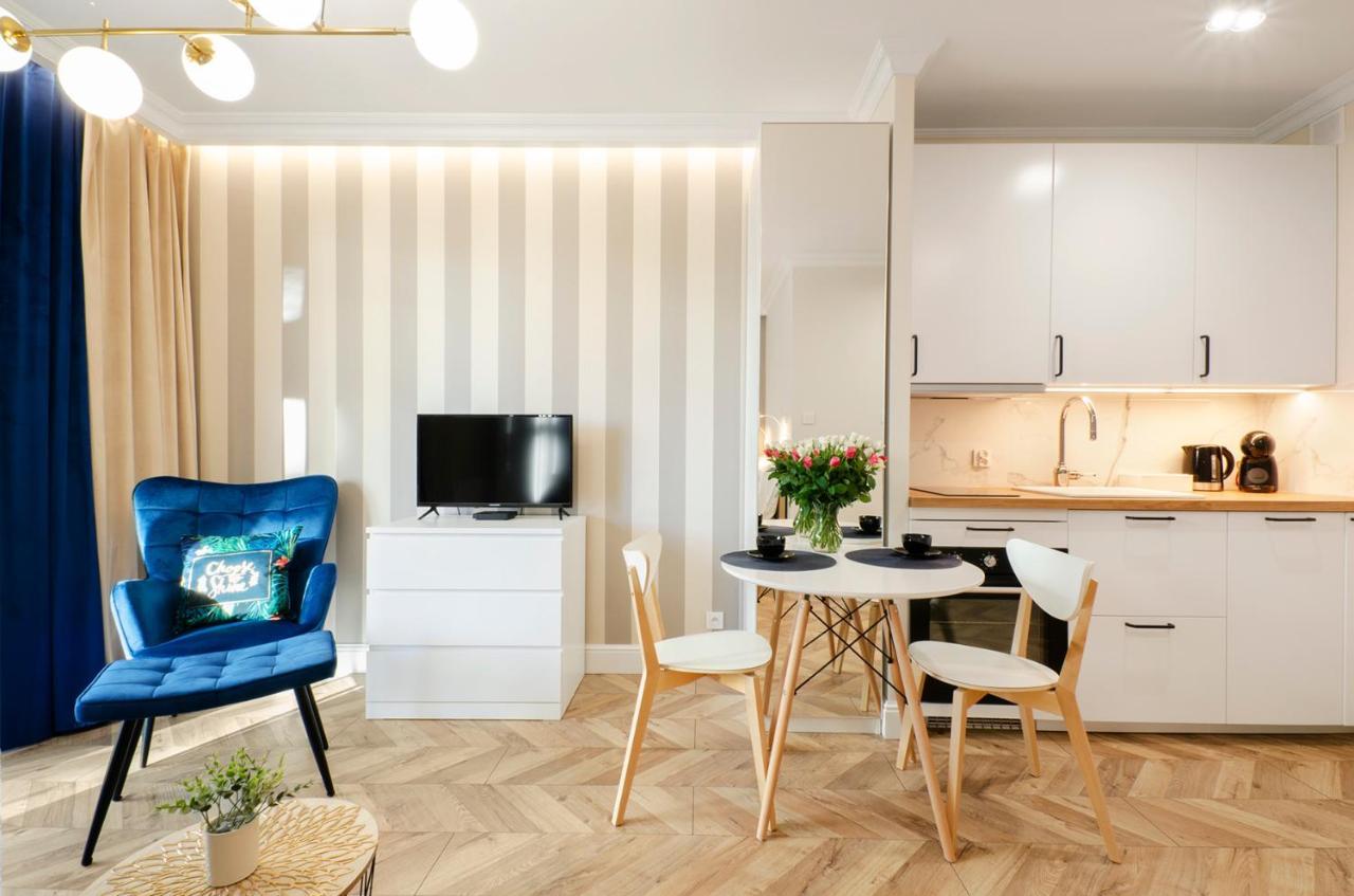 Sky Home- Blue Apartament -Manufaktura, Bezplatny Parking, Klima, Dostep Na Kod Łódź Extérieur photo